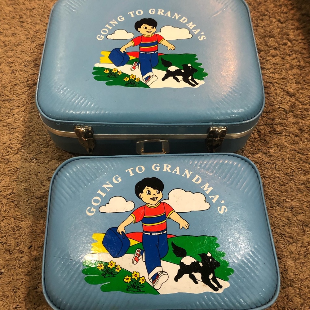 Going to Grandmas vintage suitcase set